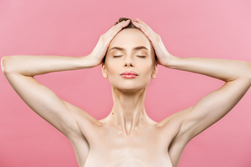 Ultherapy in Mississauga provides exclusive skin lifting experience for not only face but also jaw line, and neck to give an overall tightening result 