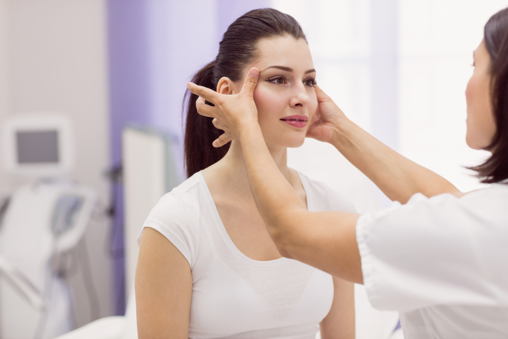 why people nowadays are opt for Morpheus8 over traditional facelifts is because Morpheus 8 provide customers with more observant satisfying facelifting results. Meet us at SOLSKIN SPA to get more information and services.